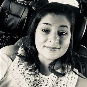 Meet your Posher, Hannah